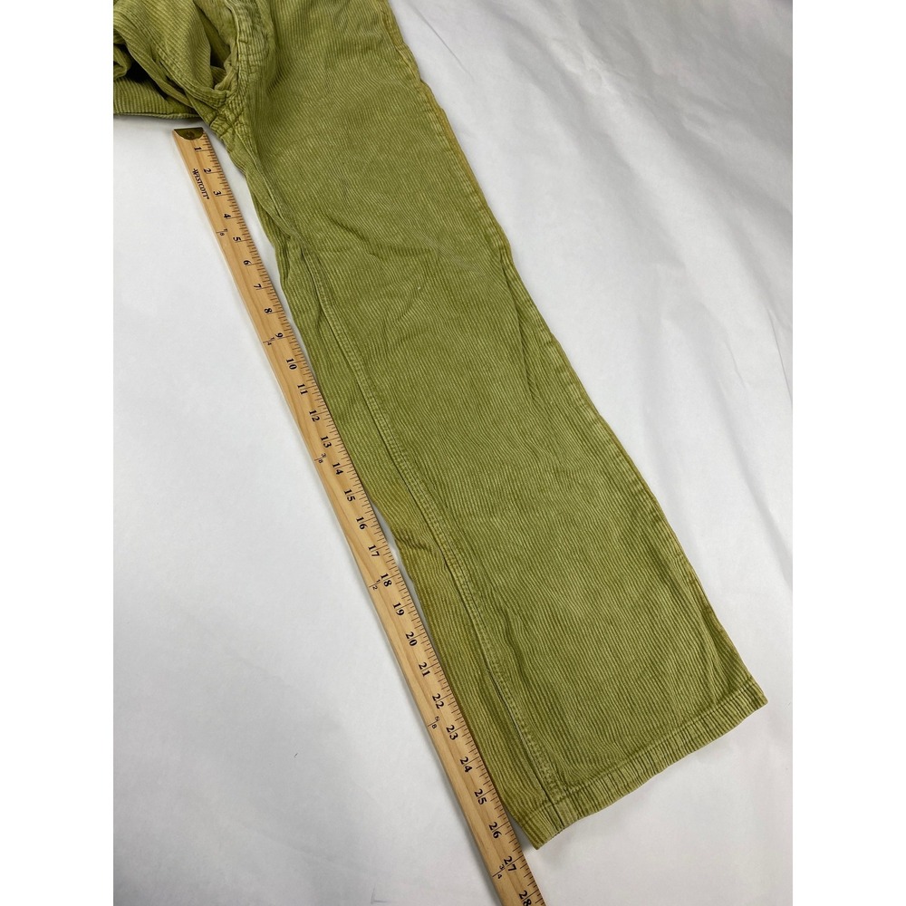 BDG High and Wide Leg Pants Women's Size 26 Green Corduroy - Flawed - Picture 14 of 16
